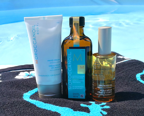 Moroccanoil Beauty- und Kosmetik-Produkte. Eine Empfehlung, Friseur, Frisur, Haare, Haarschnitt, MakeUp, Schminke, Kosmetik, Blog Betty, Mobile Friseurin, Hairlights by Bettina, Visagistin, Haar Stylistin, Wien, Österreich